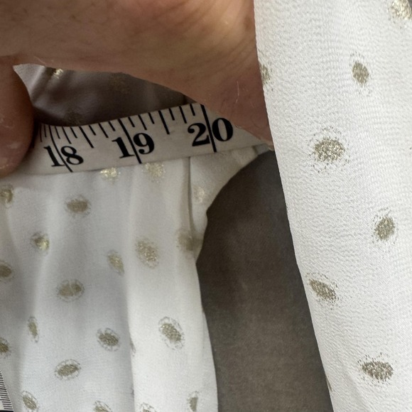 Vigoss Shirt Womens Medium Gold Polka Dot Sheer Button Down Long Sleeve Top - Picture 5 of 6